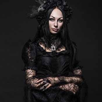 Boudoir Noir Bose Mode Aus Gothic Steampunk Und Burlesque